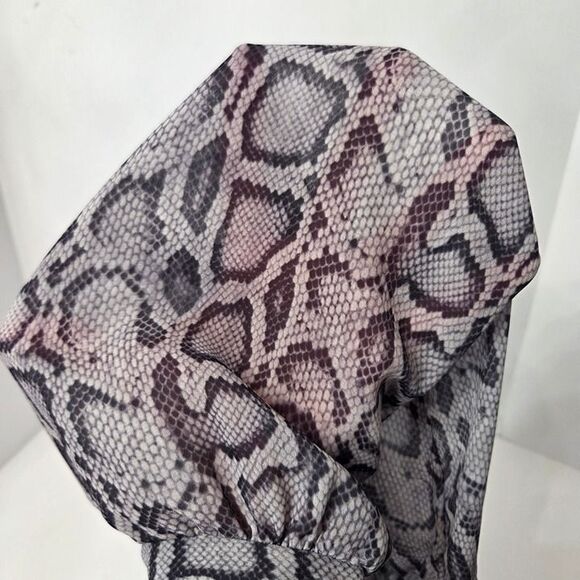 VTG Y2K Snakeskin Print Button Down Black White Sheer Top LARGE - Picture 8 of 12